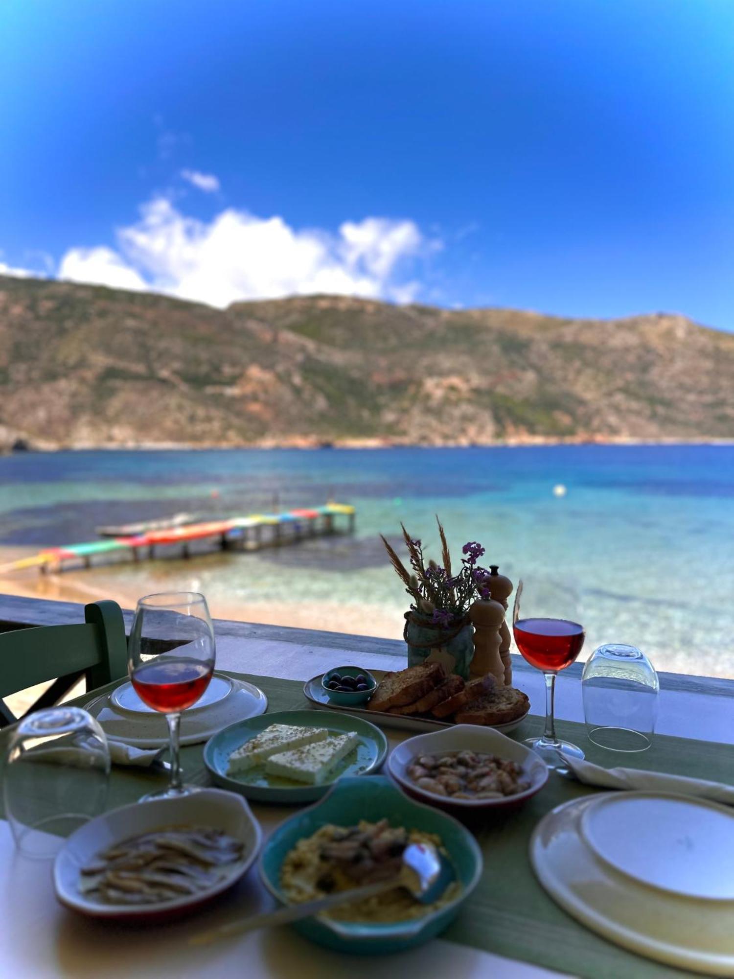 Akrotiri B&B Pórto Káyio Екстериор снимка